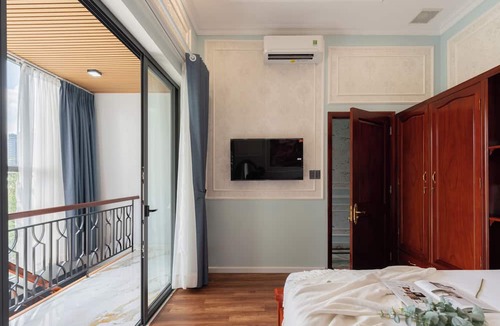 Downtown Ho Chi Minh City Apartment | Ben Thanh Maison