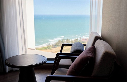 Suoi Nuoc Beach Hotel | The Apec Mandala Ocean View - Condotel