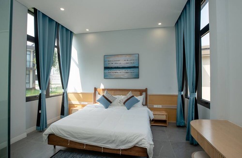 Mong Cai Villa | Solar LuxStay Villa - Long Beach