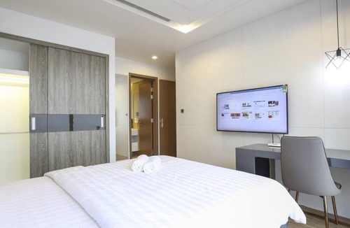 Ngoc Khanh Hotel | HCMC - Vinhomes Metropolis Capital Center