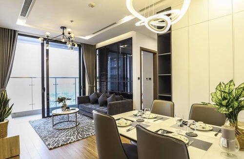 Ngoc Khanh Hotel | HCMC - Vinhomes Metropolis Capital Center