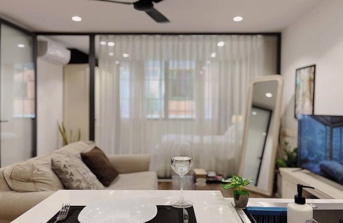 Phuong 6 Hotel | PIN L'anmien Saigon
