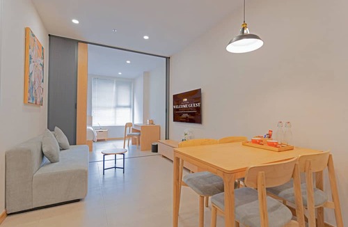 Di An Hotel | Bcons City Hotel
