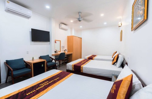 District 12 Hotel | Collection O Southern Star Hotel