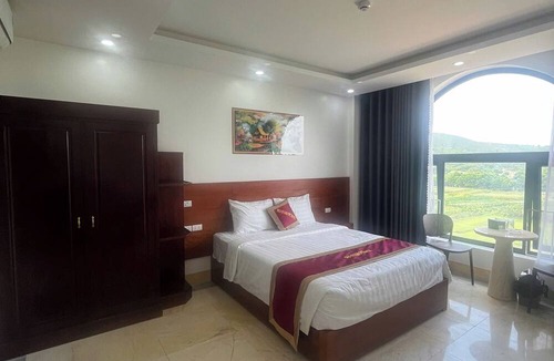 Quynh Luu Hotel | Sea Stars Bien Quynh - by BAY LUXURY