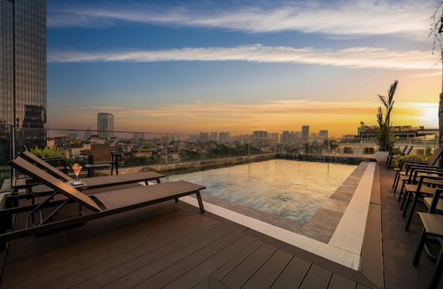 Cau Giay Hotel | GrandView Hotel & Residence