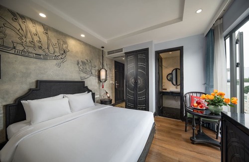 Hang Trong Hotel | Royal Signature Hotel Hanoi