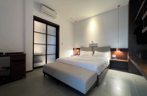 Hoa Long Hotel | Field Villa