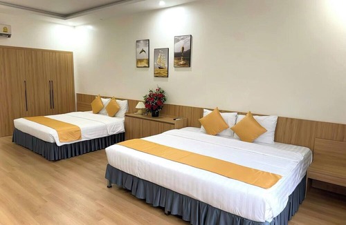 Vinh Hotel | White Hotel