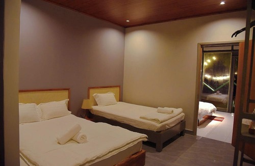 La Gi Bed & Breakfast | Waikiki Lagi Beach Homestay & restaurant