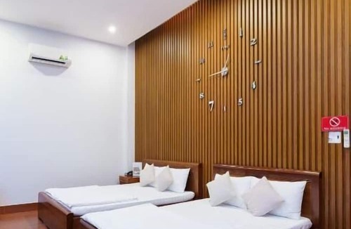 Trung Chanh Hotel | Nguyen Thai 2 Hotel
