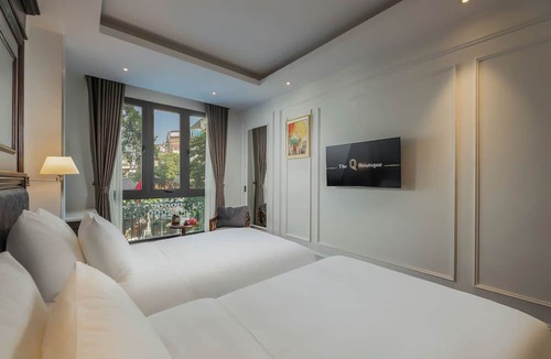 Hang Bac Hotel | The Q Boutique Hotel