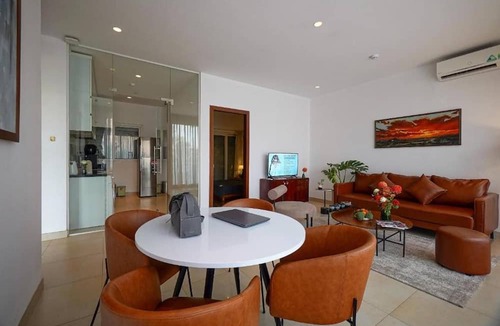 Thao Dien Hotel | Nexus House Lang Bao Chi