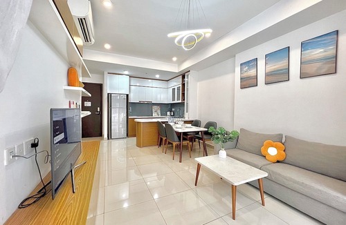Bach Dang Riverside Apartment | Golden Apartment