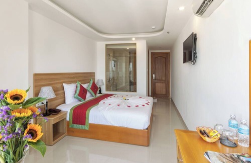 Tran Phu Beach Hotel | Siren Flower Hotel