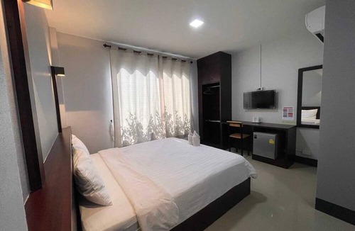Amnat Charoen Hotel | Nakarin Hotel