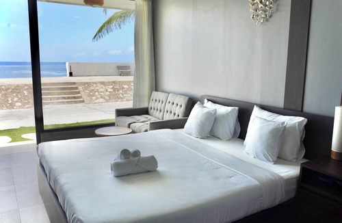 Phu Quy Hotel | Resort Queen Sea
