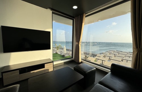 Phu Quy Hotel | Resort Queen Sea
