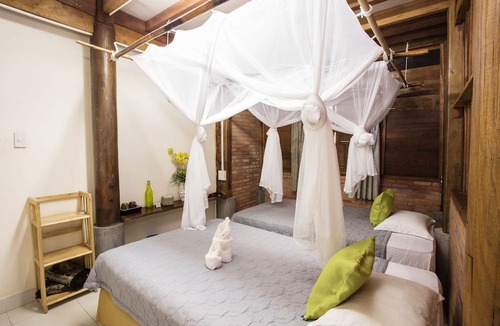 Quan Tom House | Cat Tien Farm Stay