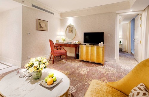 Hang Trong Hotel | Apricot Hotel