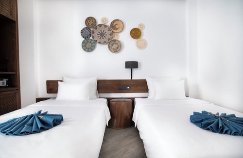 Con Son Hotel | Velar Hotel