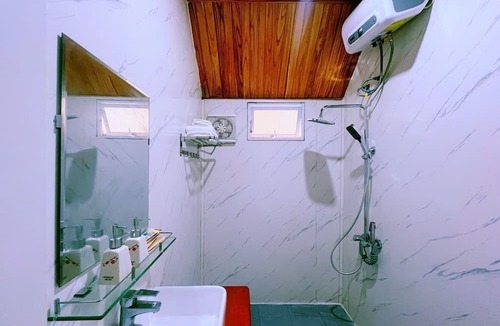 Phong Nha Resort | Retreat Bungalow