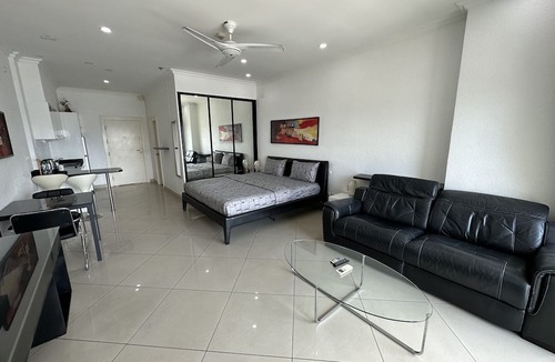 Pattaya Bay Condo | Condo Express View Talay 6