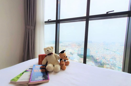 Bach Dang Riverside Apartment | 3BR penthouse ★ crazy view, free rooftop pool, gym