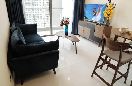 Hang Xanh Apartment | High-floor River-view Apartment