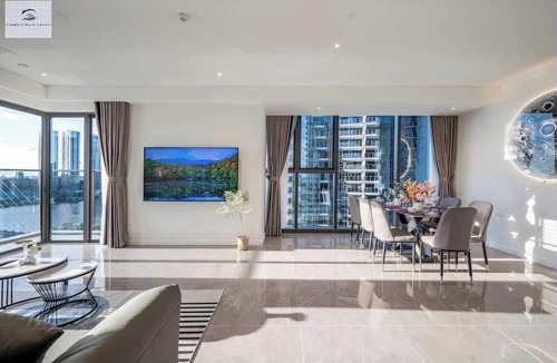 Thu Thiem Apartment | The Metropole Opera Deluxe Residence