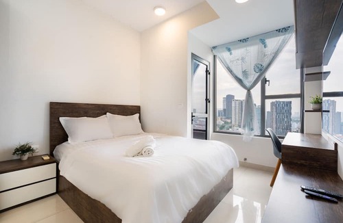 Tan Thuan Dong Apartment | Henry Home - RiverGate Residence