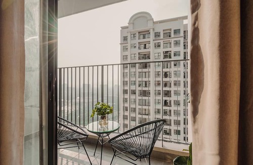 Trung Hoa Nhan Chinh Apartment | Vinhomes D'Capitale - Quylodge