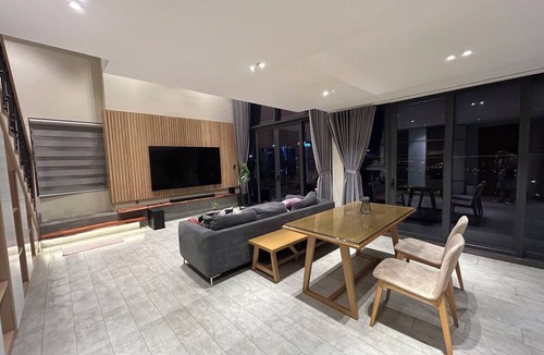 Tay Ho Apartment | FlowerGod PentStudio WestLake Tay Ho