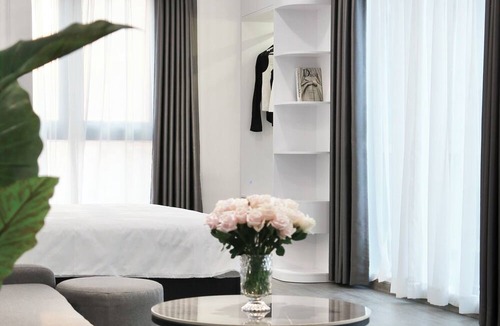 Nguyen Thai Binh Apartment | CityHouse - El Pino Realm at Metro Ben Thanh Market