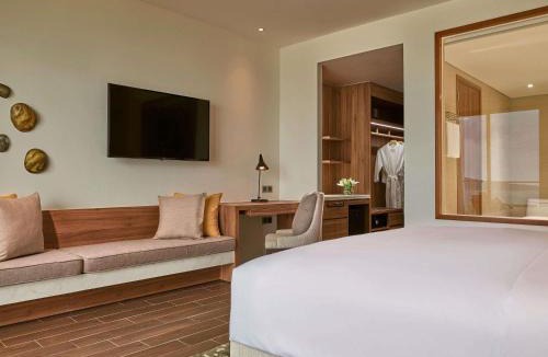 Ong Lang Resort | Mövenpick Resort Waverly Phu Quoc