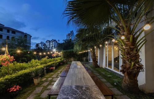 Da Lat Villa | Villa Hồ Bơi Sân Vườn Trung Tâm Đà Lạt