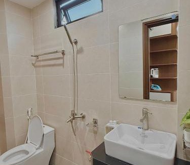 Nhat Tan Apartment | Kem Home- Làng nhỏ