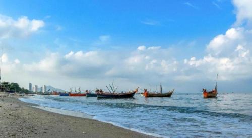 Ban Bang Saen Hotel | The Sez Hotel Bangsaen