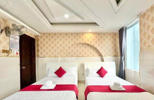 Tan Thuan Dong Hotel | Song Xanh Hotel near SECC - FV