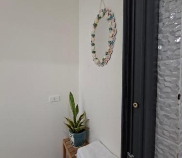 Quy Nhon Hotel | Ánh Dương Homestay - Coastal stop - Just 2 mins walking to Eo Gio
