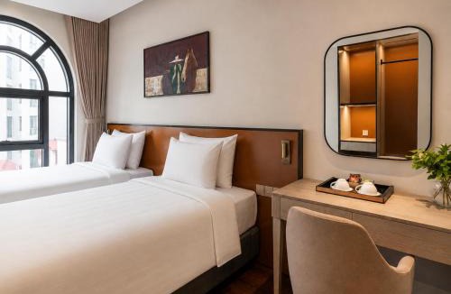 Ba Dinh Hotel | La Passion Elegance Hotel & Spa