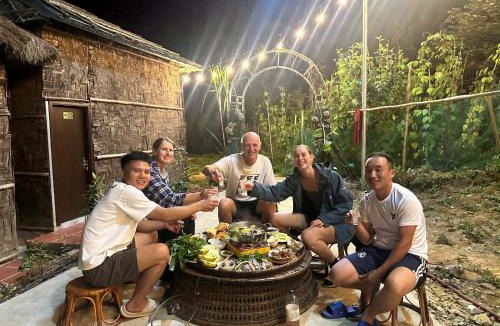 Bat Xat House | Homestay Hà Nhì Family