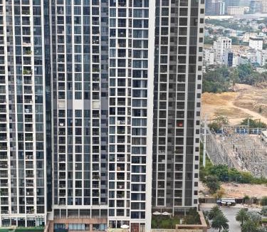 Tan Thuan Tay Apartment | Eco Green SaiGon APT- Free Pool&Gym