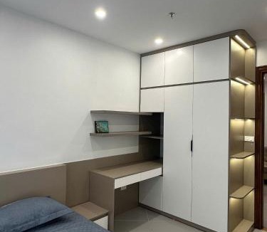 Cong Vi Apartment | 116 Phan Ke Binh Apartment-Modern Private Studio near Lotte Center, Ba Dinh