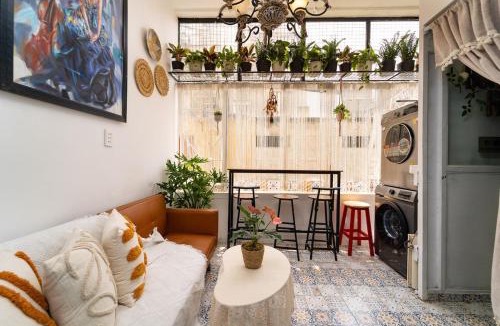 Dong Khoi Apartment | Cozy 2Br Modern Mediterranean Style District 1