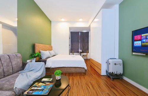 Bach Dang Riverside Apartment | Apartment Luxury Center HCM City with Infinity Pool