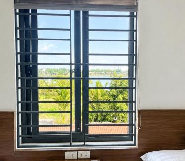 Dak Mil Hotel | Bảo Trân Hotel Đắk Nông