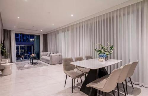 Thu Thiem Apartment | The Southern Code Collection Metropole Opera ,Crest & Galleria Thu Thiem