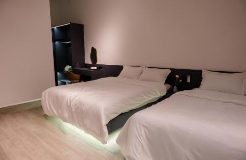 Dong Hoa Hotel | Sóng Biển Beach Villa Homestay