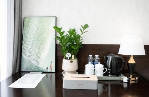 Ha Long Hotel | Khách Sạn Cát House